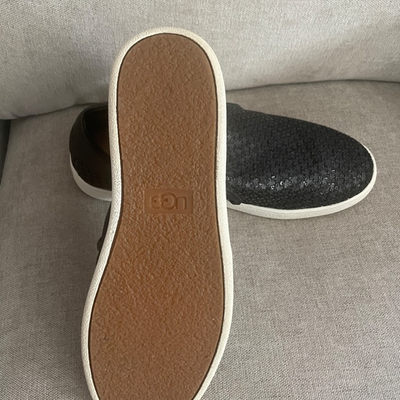 UGG Cas Glitter Trainer for Women -Slip On - Picture 2 of 5